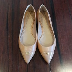 Tory Burch Fairford Nude pointed flats, size 6.5
